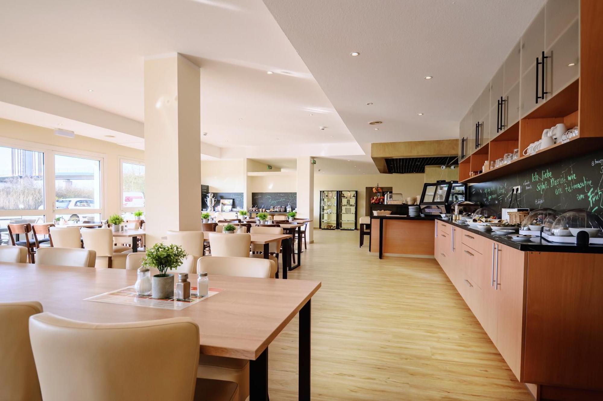 Regiohotel Leipzig West シュクロイディッツ エクステリア 写真